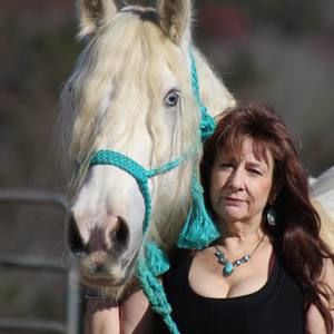 Meet your Posher, Kim elaine